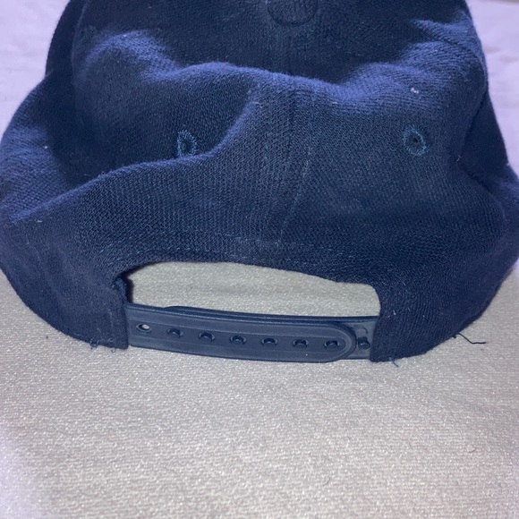 Boys Captain America navy blue cap - Picture 2 of 4